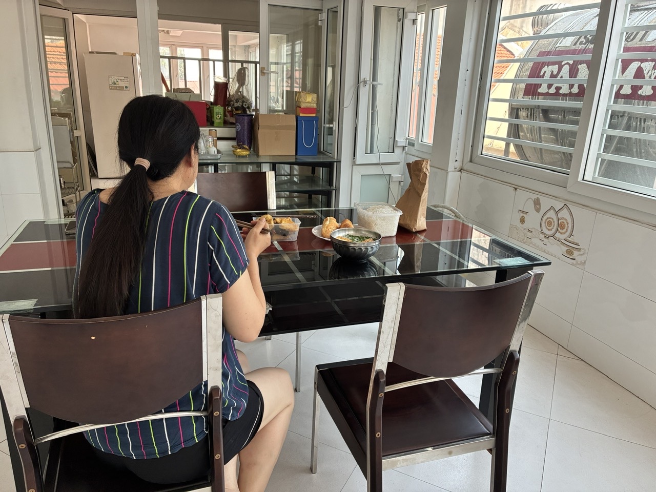 Bình thản không có nghĩa thôi đau (4.3)